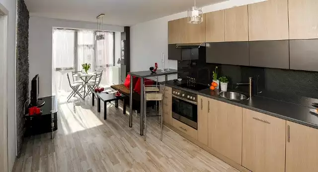 Nowe mieszkanieOsoby o przeciętnej wysokości dochodach mogą ubiegać się o mieszkanie należące do TBS albo powstające w ramach Mieszkania Plus.