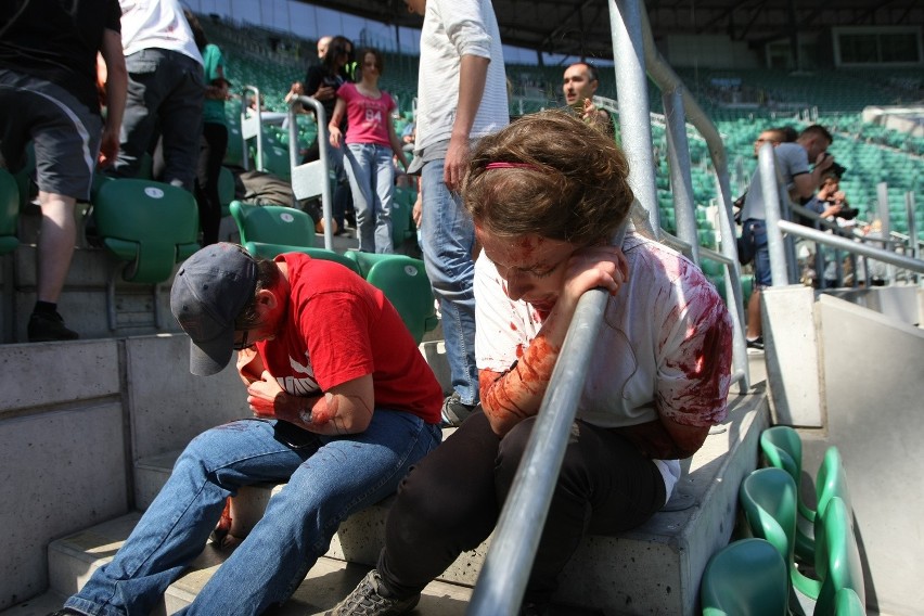 Pozorowany zamach na Stadionie Miejskim [ZDJĘCIA]