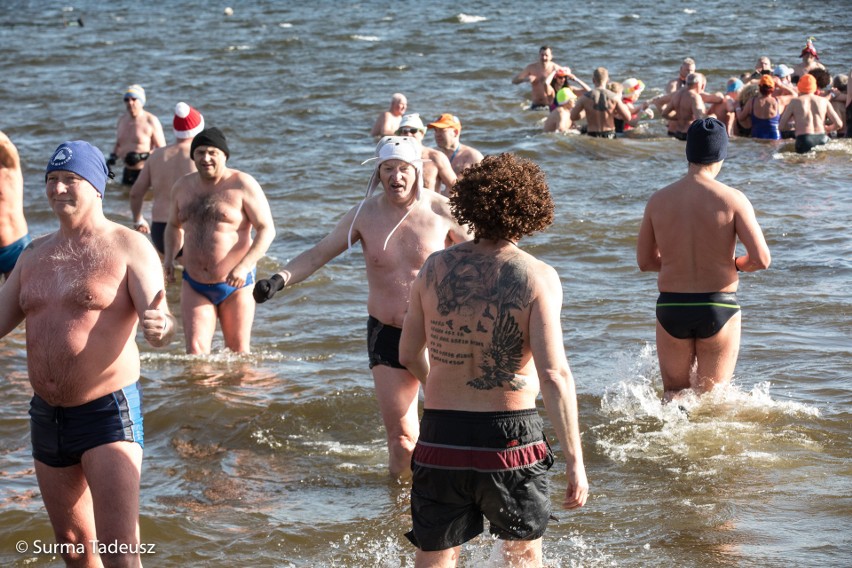 Stargardzki Klub Morsów Miedwianie zakończył sezon zimnych kąpieli [ZDJĘCIA, WIDEO]