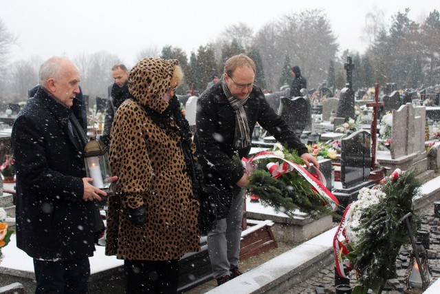 19 stycznia uroczystości z udziałem władz miasta i przedstawicieli IPN-u odbyły się na cmentarzu w Żorach oraz w miejscu pamięci w Roju