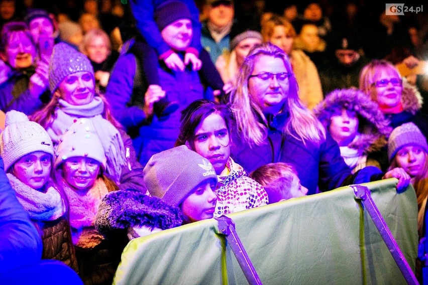 Tak się bawili szczecinianie na Sylwestrze na Jasnych Błoniach [ZDJĘCIA, WIDEO] 