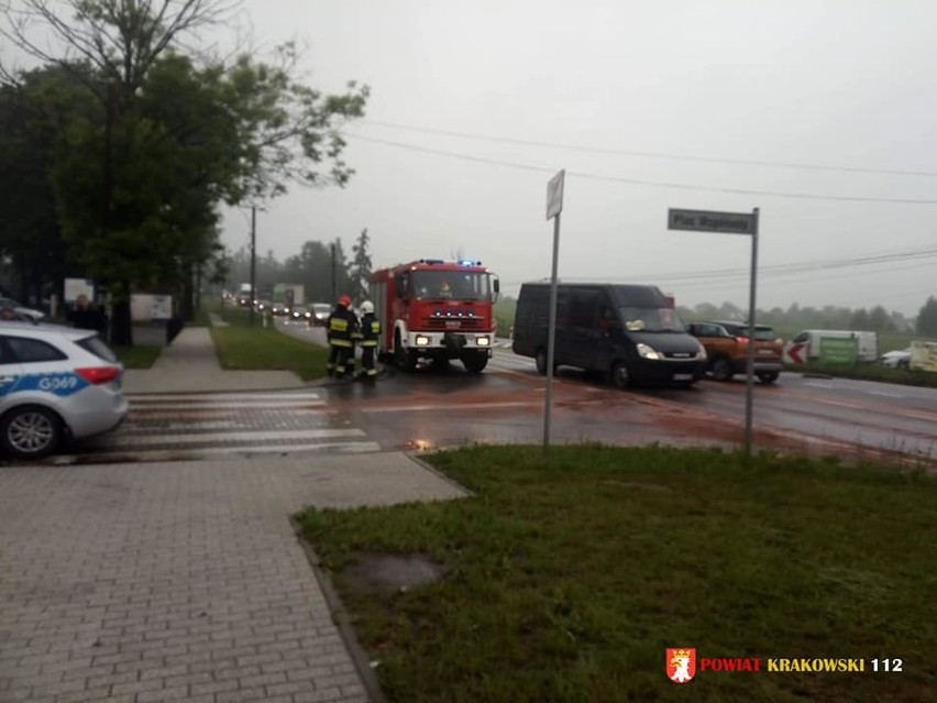 Wypadek w Szycach. Na drodze krajowej zderzyły się dwa pojazdy