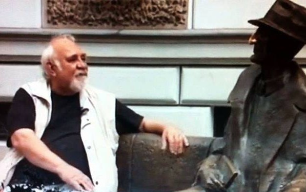Wojciech Gryniewicz i „Ławeczka Tuwima” – jego bardzo znana rzeźba z ulicy Piotrkowskiej