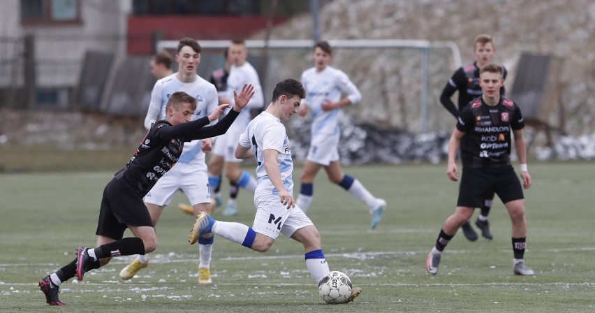 Stal Rzeszów pokonała Resovię 2:0 w juniorskich derbach...