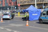 Tragiczny wypadek na Legnickiej. Nie żyje mężczyzna jadący na hulajnodze