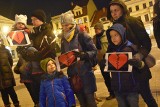 Pęknięte serca w Rybniku. Protest przeciw fali nienawiści i przemocy ZDJĘCIA + WIDEO