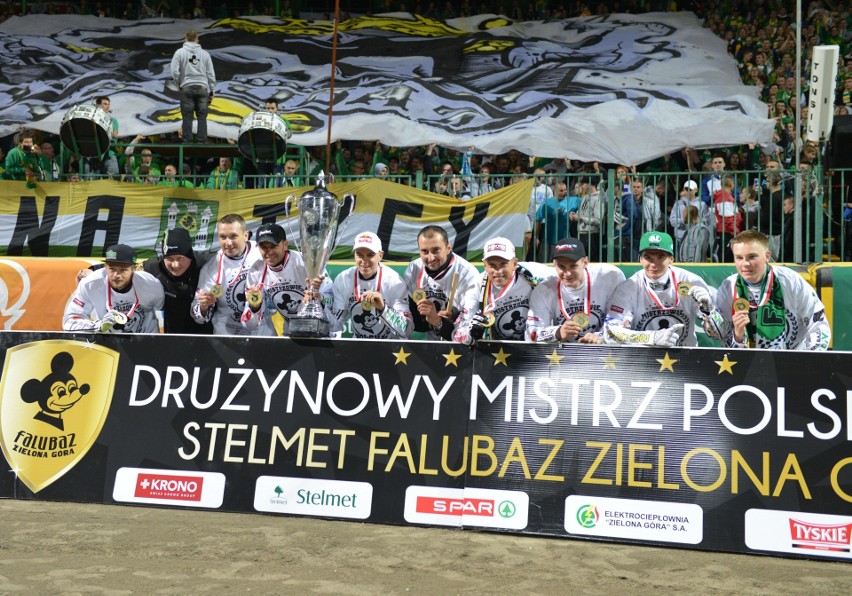 Żużlowcy Falubazu Zielona Góra ze Stelmetem w nazwie w 2013...