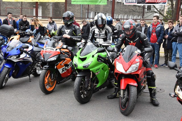 15. Szkolny Piknik Motoryzacyjny ZSMotka w opolskim Zespole Szkół Mechanicznych.