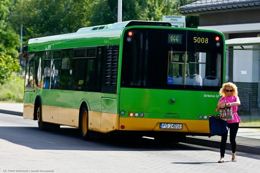 Wrocław: Od soboty na linii 144 jeździ nowy Solaris (ZDJĘCIA)