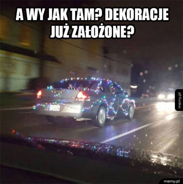 Najlepsze MEMY o świętach. Zobacz najzabawniejsze świąteczne...