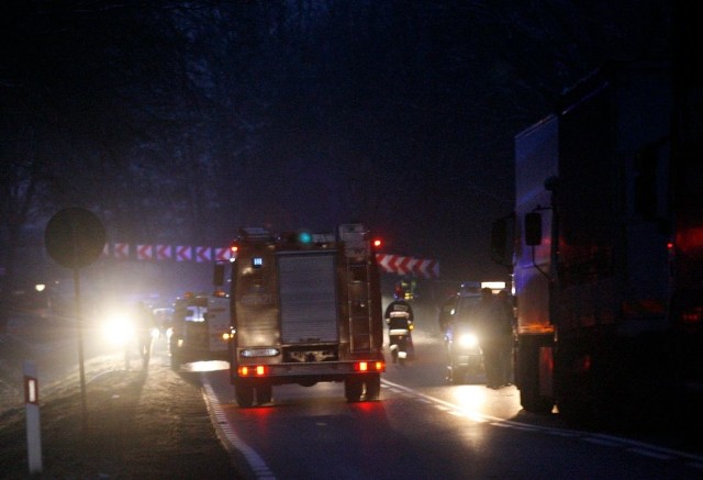DK 8. Pożar na drodze koło Szypliszek. Zapaliła się ciężarówka