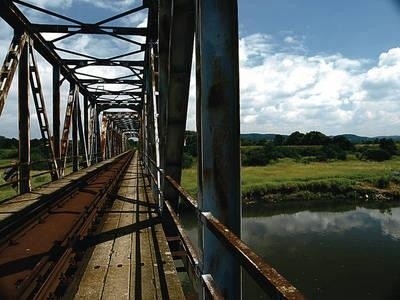 Most kolejowy na Wiśle w Miejscu