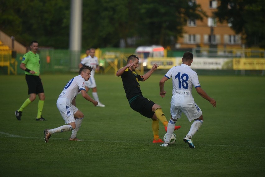 GKS Katowice przegrał na własnym stadionie z Wigrami.