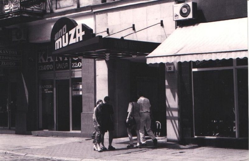 Kino Muza - otwarte w 1908 roku pod nazwą „Theater Apollo”....