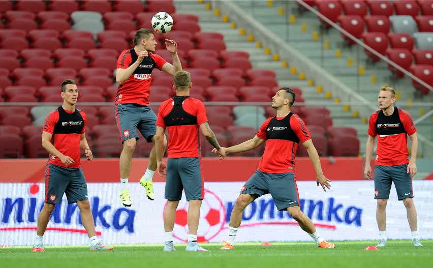 Polska - Gruzja - treningi na Stadionie Narodowym przed...