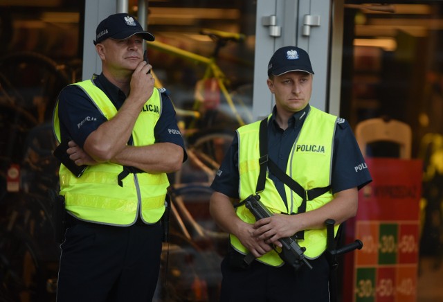 30.07.2016 lodz manufaktura rynek letnia scena eska 593 urodziny lodz kocert zespol enejnz. fot. pawel lacheta/ express ilustrowany/ polska press