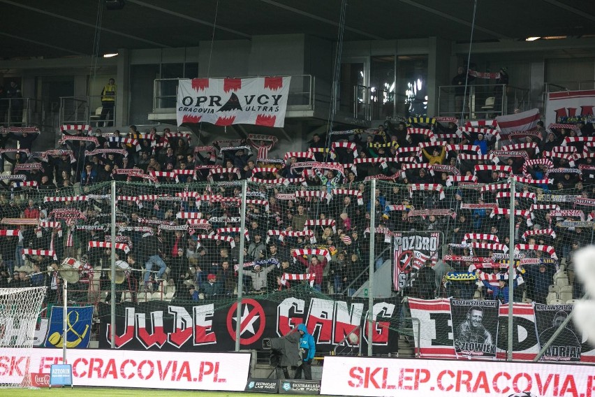 Kibice na meczu Cracovia- Piast Gliwice