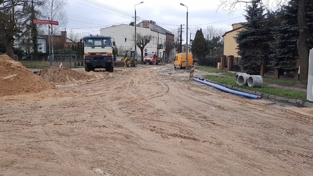 Modernizacja dróg w Radomsku. Jak postępują prace na Sienkiewicza, Pana Tadeusza