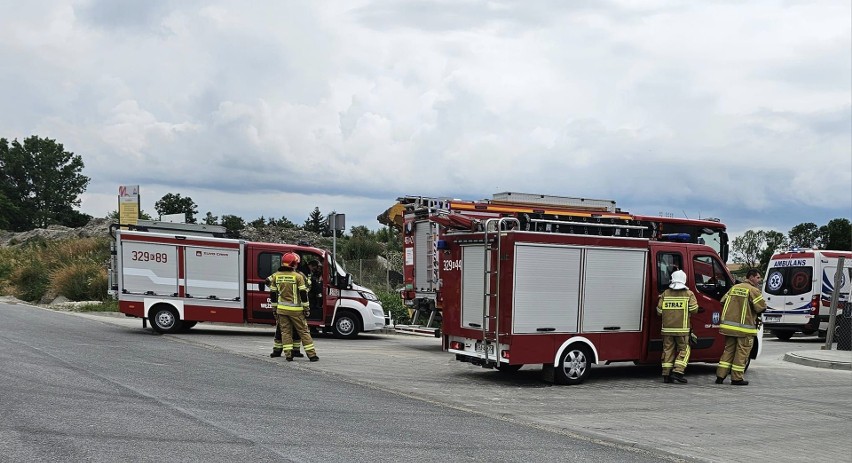 Interwencja strażaków podczas wypadku w Wężerowie