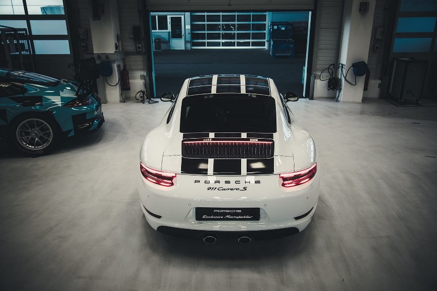 Porsche 911 Carrera S Endurance Racing Edition...