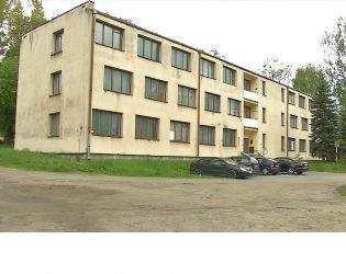 Budynek dawnego hotelu pielęgniarskiegoMiasto wyremontuje dawny hotel pielęgniarski przy ulicy Krychnowickiej.