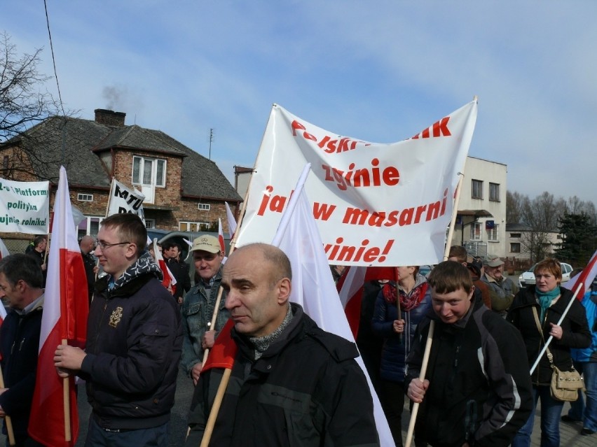 Protest rolników w Ruścu. Blokowali DK 74 [ZDJĘCIA]