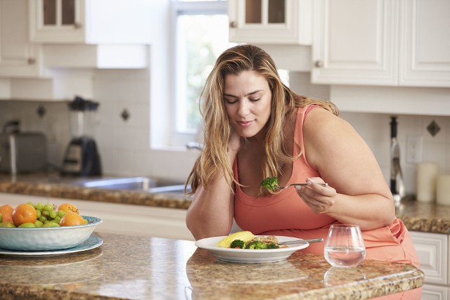 Zmniejszenie żołądka pomaga na stałe ograniczyć ilości przyjmowanego pożywienia, bywa jednak nieodwracalne