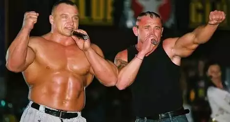 Mariusz i Krystian Pudzianowscy.