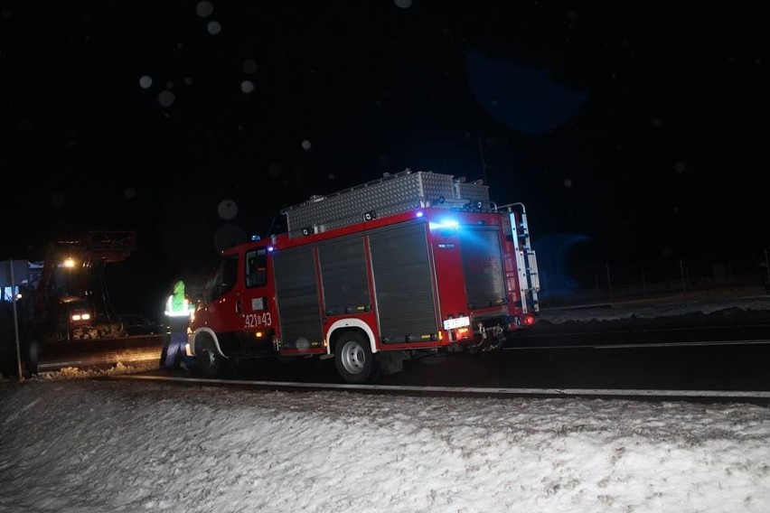 Do wypadku doszło w piątek około 18:15 na trasie Szczuczyn -...