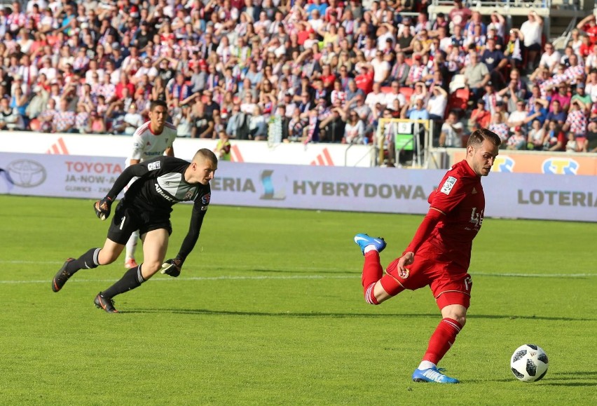 Szymon Matuszek strzelił w 32 min. na 1:0 dla Górnika. W...