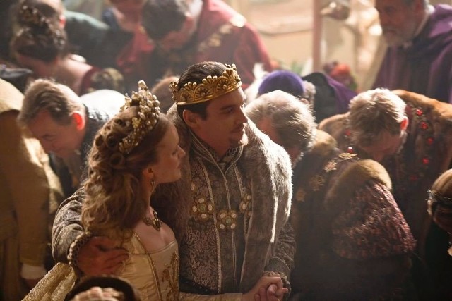 "Dynastia Tudorów" sezon 4, odcinek 1. Król Henryk VIII poślubi swoją piątą małżonkę. Ma 17 lat [STRESZCZENIE ODCINKA]media-press.tv