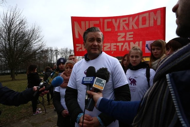 Prawnicy cyrkowców wzywają prezydenta Słupska do usunięcia zarządzenia zakazującego występu w mieście cyrkowi ze zwierzętami. Twierdzą, że jest to naruszenie prawa.