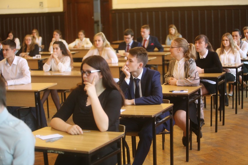 MATURA język niemiecki 2018 ARKUSZE CKE ODPOWIEDZI poziom...