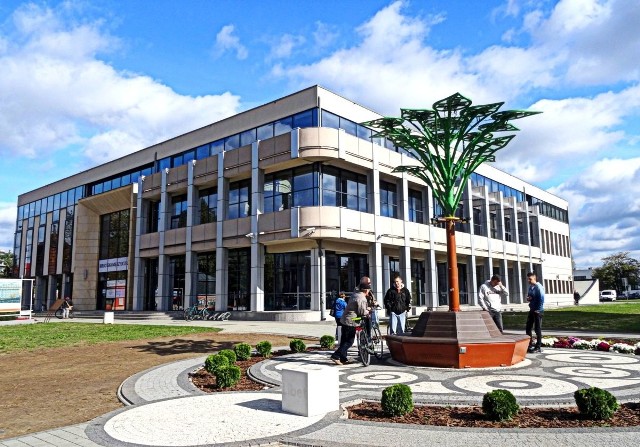 Siedziba Miejskiej Biblioteki w centrum miasta