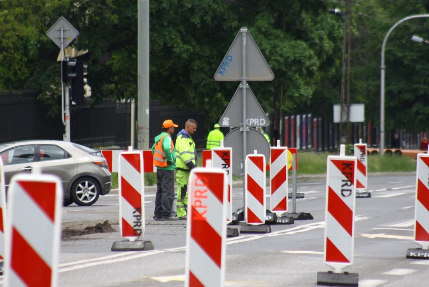 Zaczęły się prace drogowe przy przebudowie Al. Racławickich