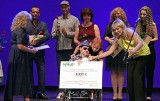 Koncert galowy XXIV Ogólnopolskiego Przeglądu Twórczości Artystycznej Niepełnosprawnych OPTAN 2022 w Grudziądzu [zdjęcia]  