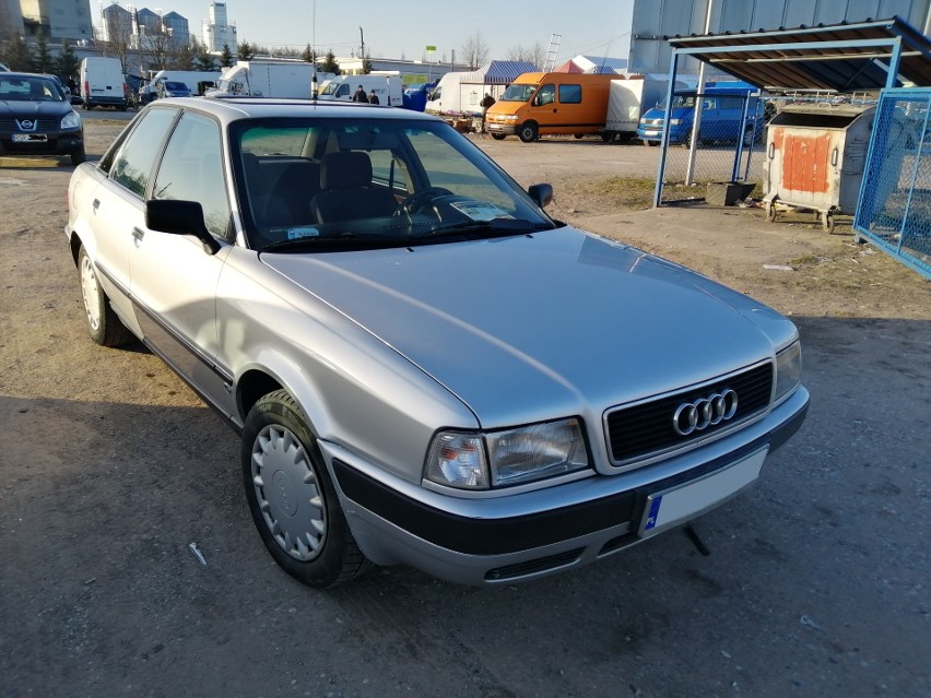 1. Audi 80. Silnik 1,9 diesel, rok produkcji 1994, cena 3500...