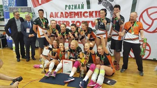 Siatkarki z Opola wygrały turniej w Poznaniu w popisowym stylu.