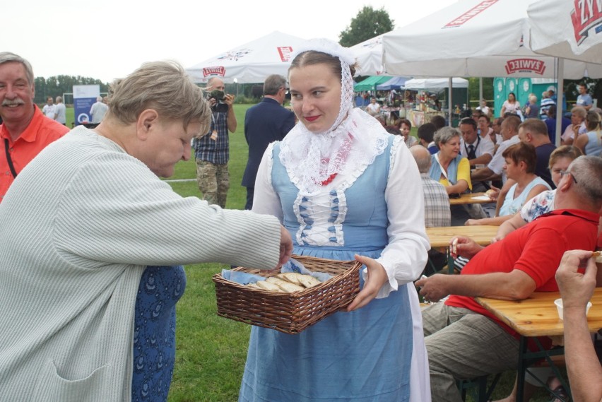 Zeszłoroczne dożynki powiatowo-gminne odbyły się w...