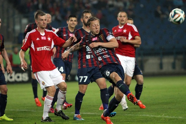 W ostatnim meczu Wisły z Pogonią w Krakowie padł remis 2:2