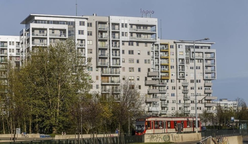 - Umowa najmu okazjonalnego skutecznie chroni wynajmujących...