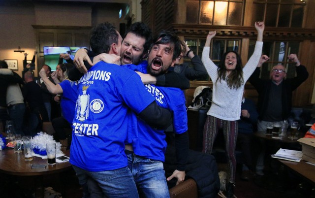 Gracze z Leicester dali sobie i kibicom powody do szalonej radości