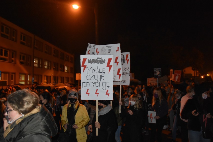 We wtorek 27 października w Golubiu-Dobrzyniu tłumy...