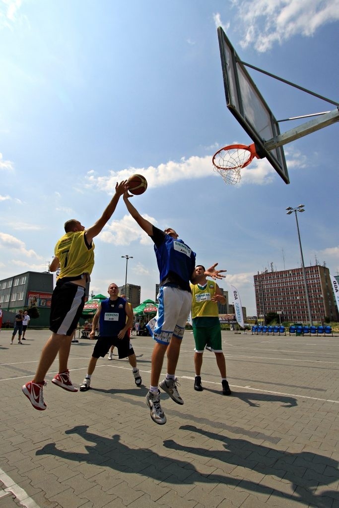 Streetball: Ekipa Dzikich Węży 4UP Warszawa wygrała turniej Grand Prix Lublina 2013