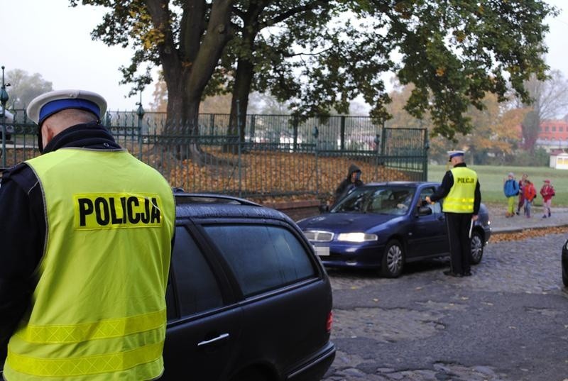 Policjanci w Gubinie wystawili sześć mandatów za brak...