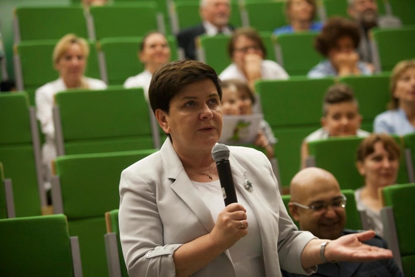 Beata Szydło odwiedziła szpital w Krakowie-Prokocimiu