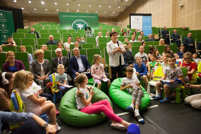 Beata Szydło odwiedziła szpital w Krakowie-Prokocimiu