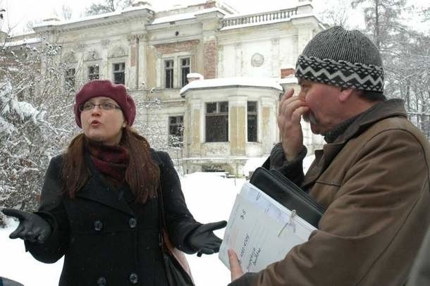 Konserwator zabytków skontrolował pałacyk w Brzegu