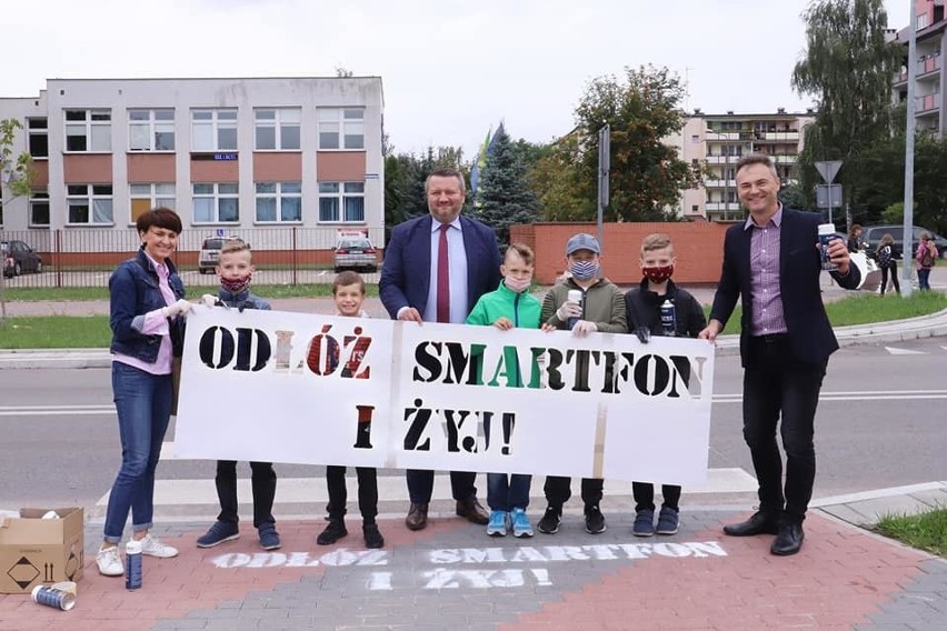 Ostrołęka. Miasto zainaugurowało akcję „Odłóż smartfon i żyj”. 2.09.2020. Zdjęcia