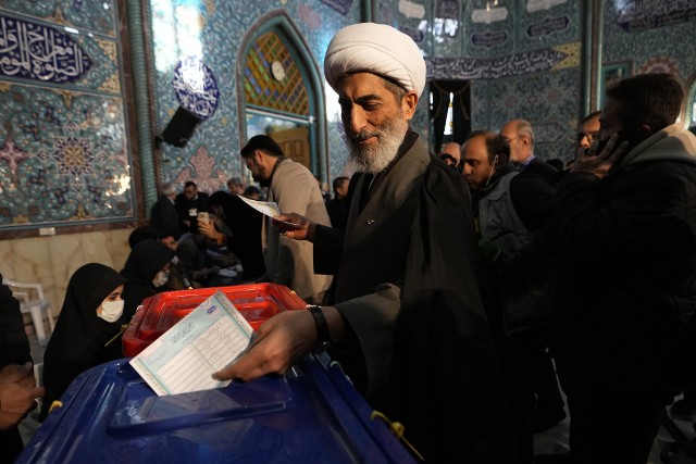 Iran wybiera dziś członków parlamentu i Zgromadzenia Ekspertów